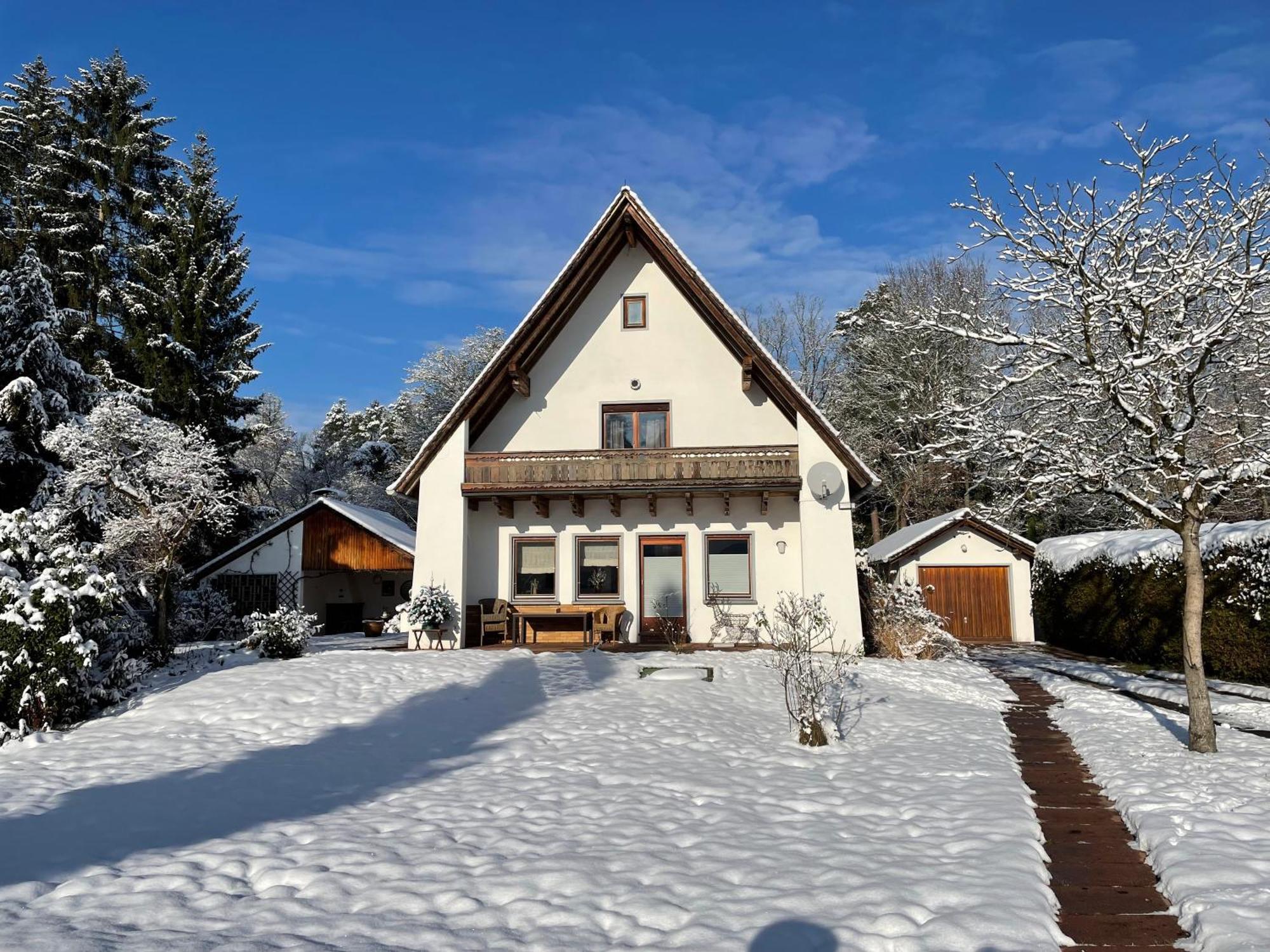 Messe- & Ferienhaus Gertraud Am Ludwigskanal, 24 H Self Check-In, Gratis Parken Вендельштайн Экстерьер фото